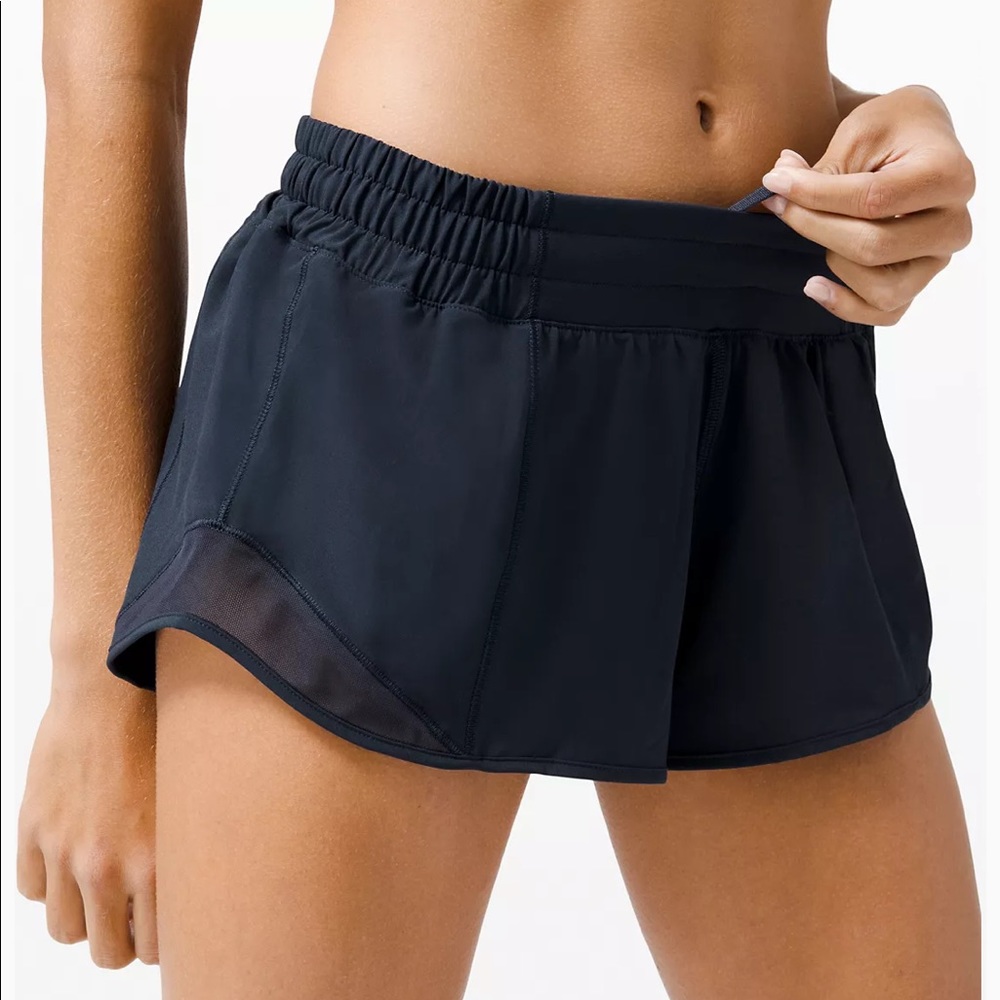 Lululemon Hotty Hot Short 2.5 Inseam